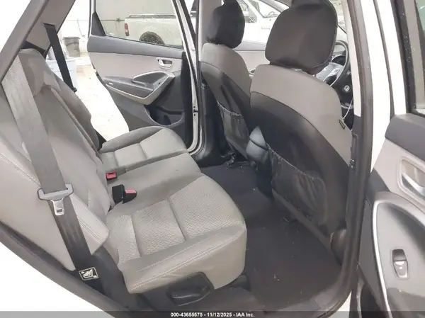 KM8SM4HF2GU162661 2016 HYUNDAI SANTA FE - Image 8