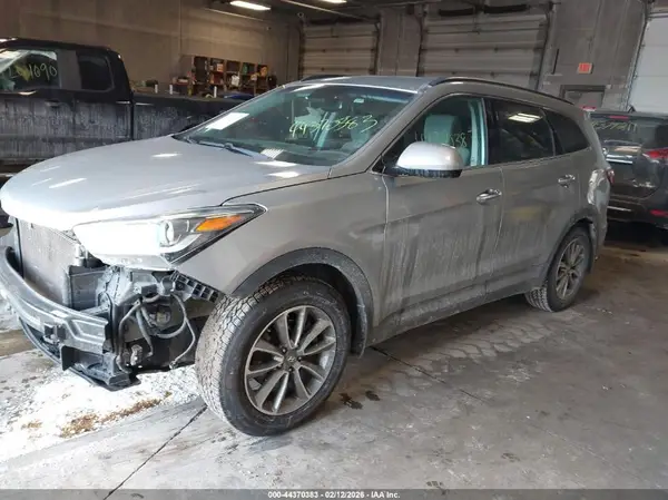 KM8SM4HF2HU220706 2017 HYUNDAI SANTA FE - Image 2