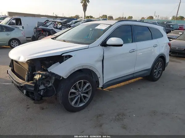 KM8SM4HF2JU258247 2018 HYUNDAI SANTA FE - Image 2