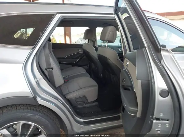 KM8SM4HF2JU261231 2018 HYUNDAI SANTA FE - Image 8