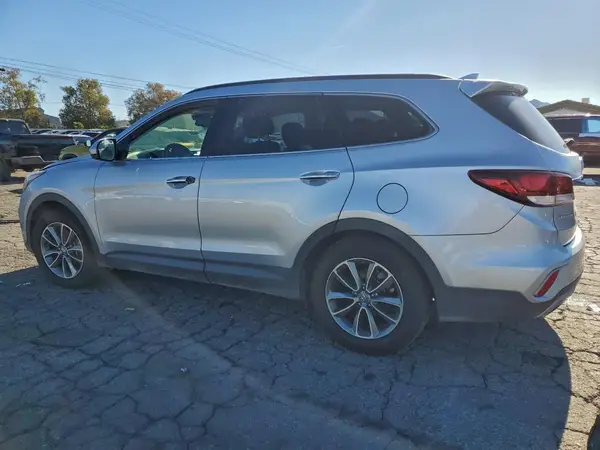 KM8SM4HF2JU269815 2018 HYUNDAI SANTA FE - Image 2
