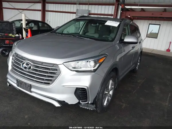 KM8SM4HF2JU274190 2018 HYUNDAI SANTA FE - Image 2