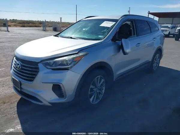 KM8SM4HF2JU276313 2018 HYUNDAI SANTA FE - Image 2