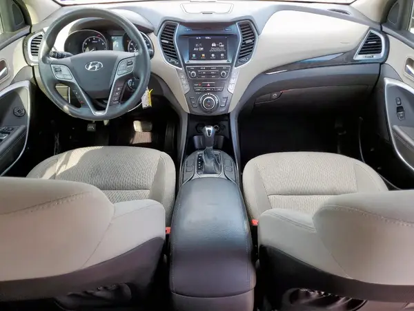 KM8SM4HF2KU304757 2019 HYUNDAI SANTA FE - Image 8