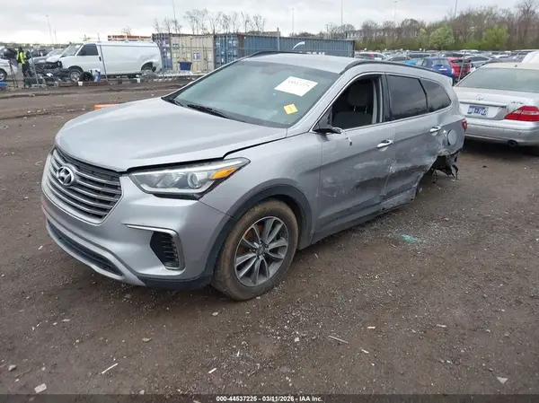 KM8SM4HF2KU307061 2019 HYUNDAI SANTA FE - Image 2
