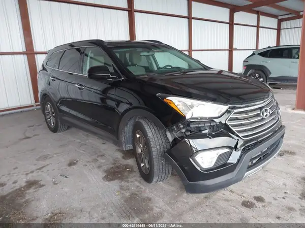 KM8SM4HF3GU133413 2016 HYUNDAI SANTA FE - Image 1