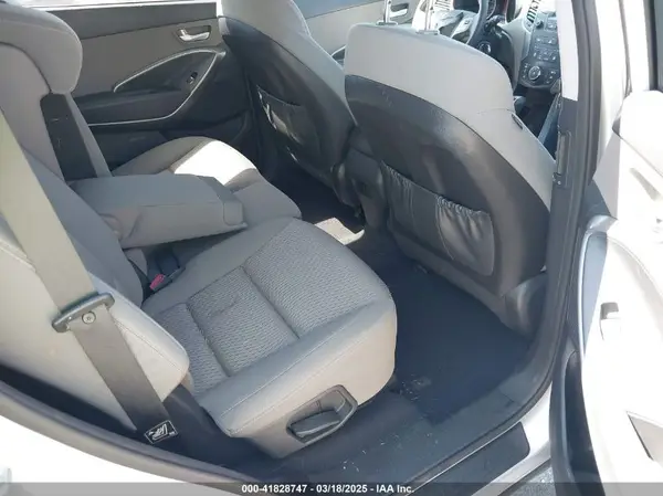 KM8SM4HF3GU147425 2016 HYUNDAI SANTA FE - Image 8