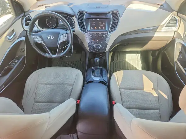 KM8SM4HF3HU168356 2017 HYUNDAI SANTA FE - Image 8