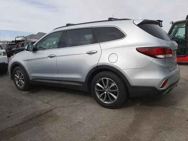 KM8SM4HF3HU190373 2017 HYUNDAI SANTA FE - Image 2