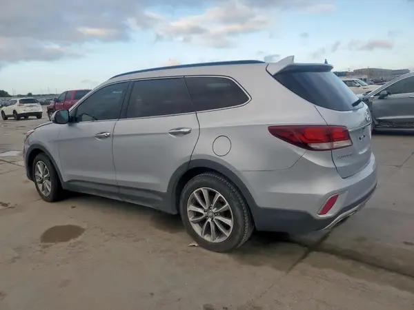 KM8SM4HF3HU215580 2017 HYUNDAI SANTA FE - Image 2