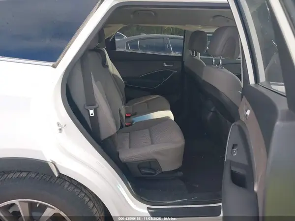 KM8SM4HF3HU219144 2017 HYUNDAI SANTA FE - Image 8