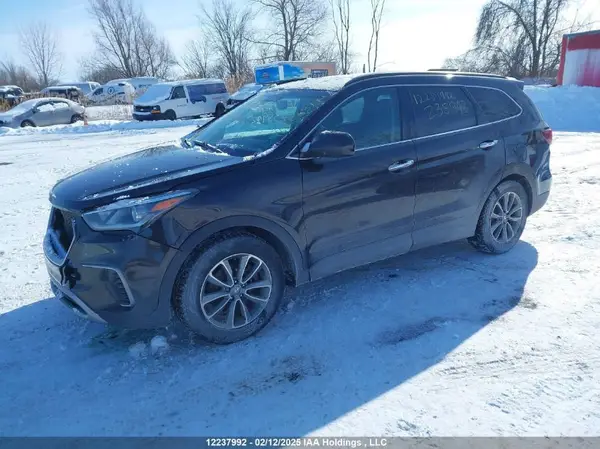 KM8SM4HF3HU235943 2017 HYUNDAI SANTA FE - Image 2