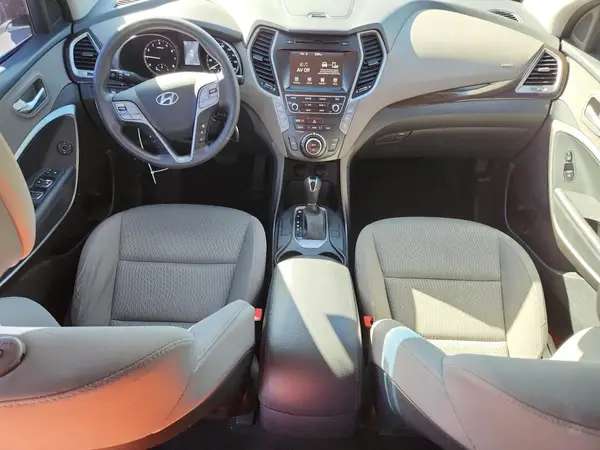 KM8SM4HF3HU235974 2017 HYUNDAI SANTA FE - Image 8