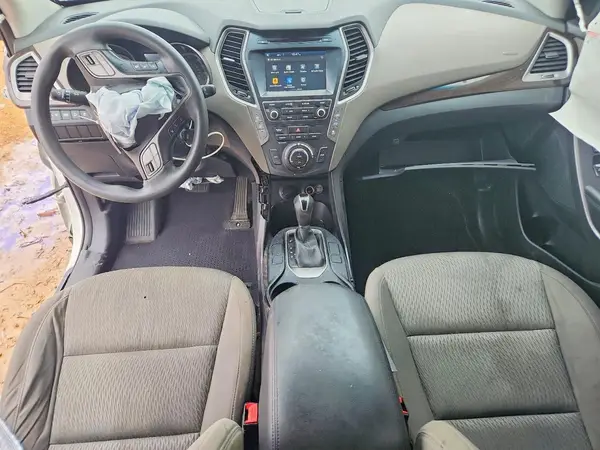 KM8SM4HF3HU236364 2017 HYUNDAI SANTA FE - Image 8
