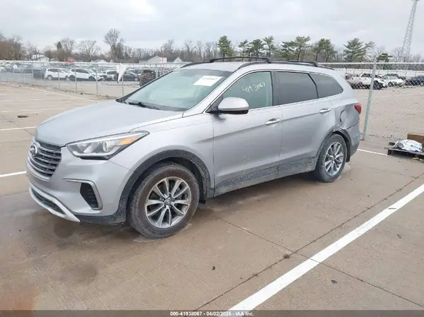 KM8SM4HF3JU259522 2018 HYUNDAI SANTA FE - Image 2