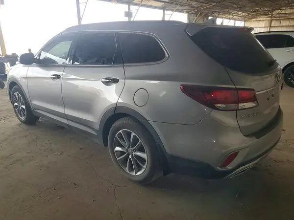 KM8SM4HF3JU268687 2018 HYUNDAI SANTA FE - Image 2