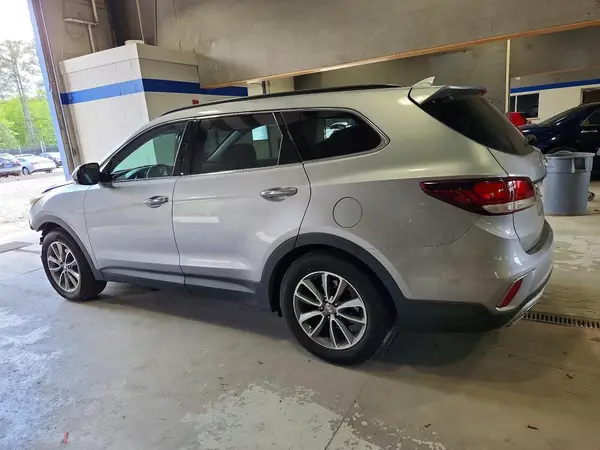 KM8SM4HF3JU273761 2018 HYUNDAI SANTA FE - Image 2