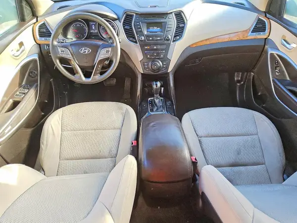 KM8SM4HF4GU140256 2016 HYUNDAI SANTA FE - Image 8