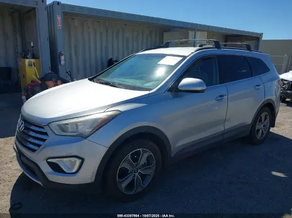 KM8SM4HF4GU154304 2016 HYUNDAI SANTA FE - Image 2