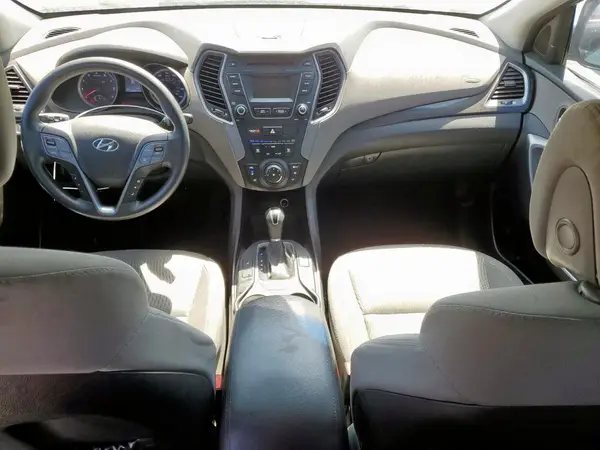 KM8SM4HF4GU154822 2016 HYUNDAI SANTA FE - Image 8