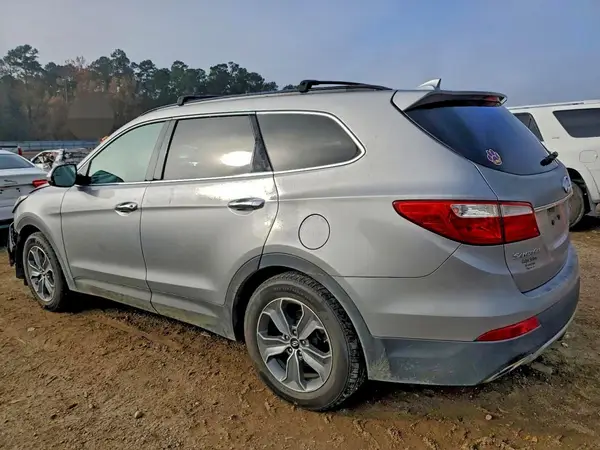 KM8SM4HF4GU163813 2016 HYUNDAI SANTA FE - Image 2