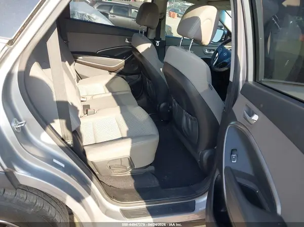 KM8SM4HF4HU166311 2017 HYUNDAI SANTA FE - Image 8