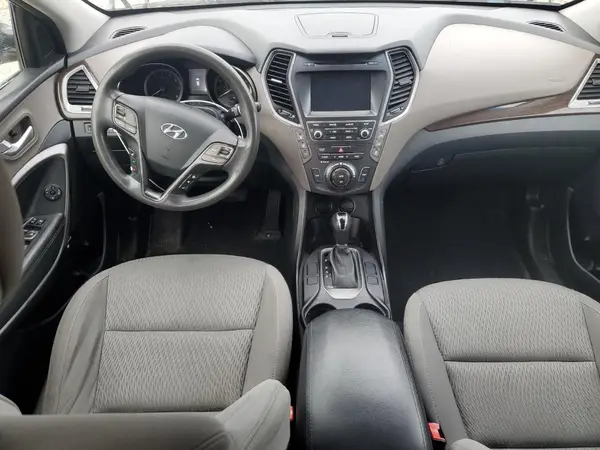 KM8SM4HF4HU175610 2017 HYUNDAI SANTA FE - Image 8