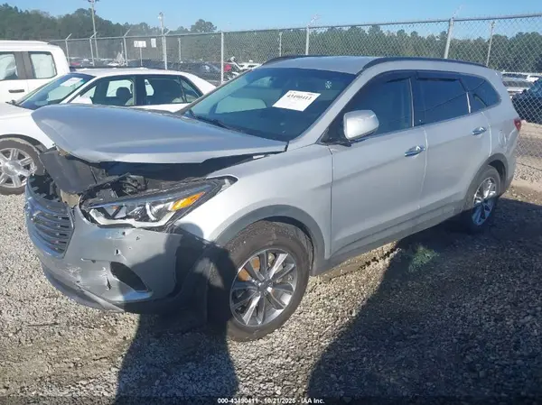KM8SM4HF4HU180838 2017 HYUNDAI SANTA FE - Image 2