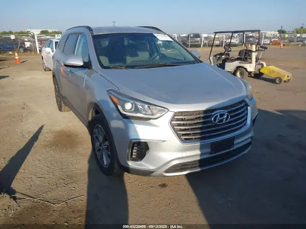KM8SM4HF4JU274675 2018 HYUNDAI SANTA FE - Image 1