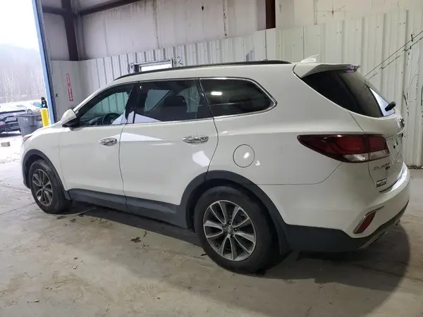 KM8SM4HF4KU299500 2019 HYUNDAI SANTA FE - Image 2