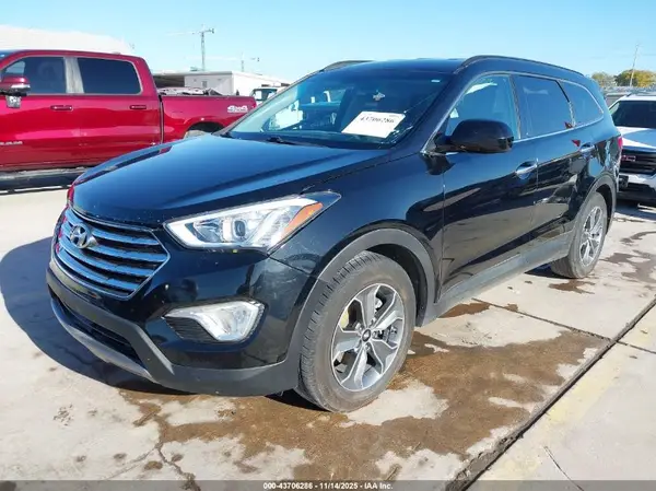 KM8SM4HF5GU156286 2016 HYUNDAI SANTA FE - Image 2
