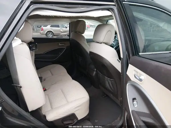 KM8SM4HF5HU239461 2017 HYUNDAI SANTA FE - Image 8