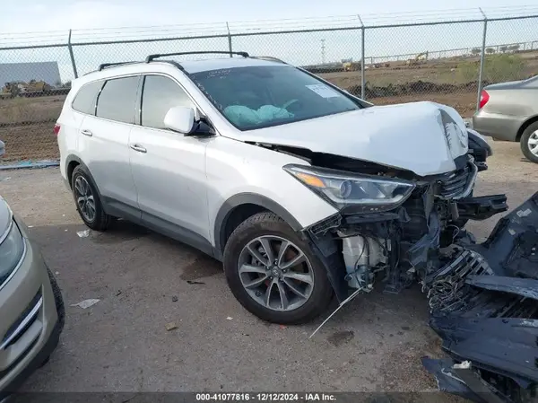 KM8SM4HF5JU270828 2018 HYUNDAI SANTA FE - Image 1