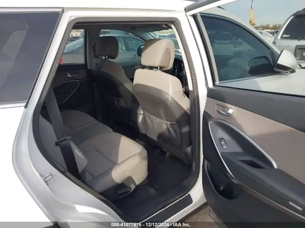 KM8SM4HF5JU270828 2018 HYUNDAI SANTA FE - Image 8