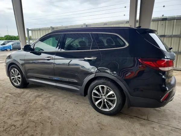KM8SM4HF5JU278069 2018 HYUNDAI SANTA FE - Image 2