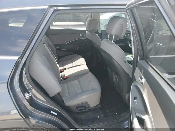 KM8SM4HF5KU298341 2019 HYUNDAI SANTA FE - Image 8