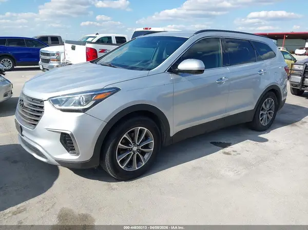 KM8SM4HF5KU305207 2019 HYUNDAI SANTA FE - Image 2