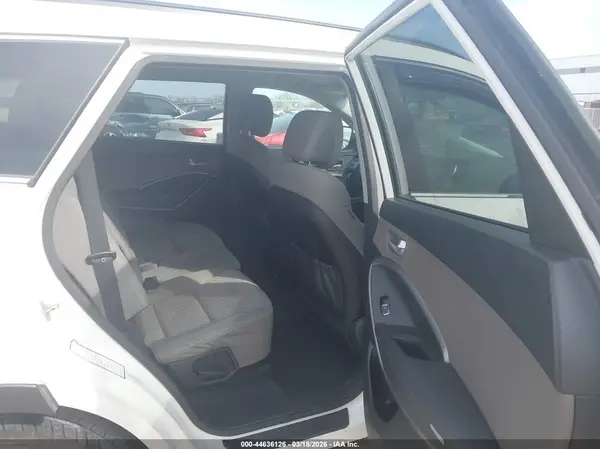 KM8SM4HF6GU137746 2016 HYUNDAI SANTA FE - Image 8