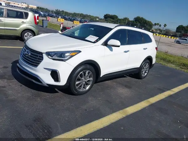 KM8SM4HF6HU170327 2017 HYUNDAI SANTA FE - Image 2