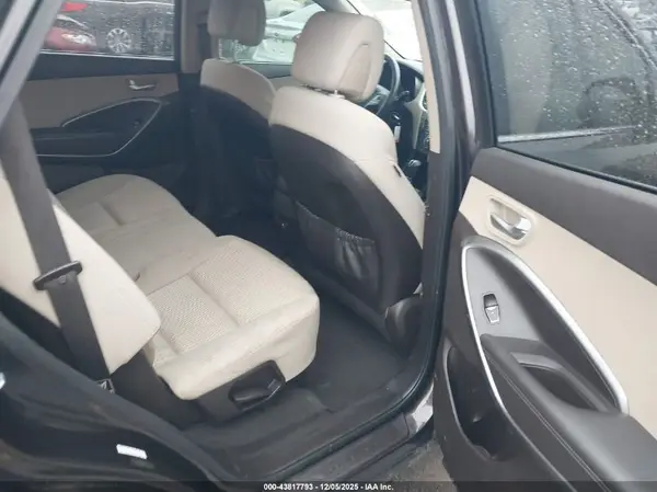 KM8SM4HF6HU176886 2017 HYUNDAI SANTA FE - Image 8