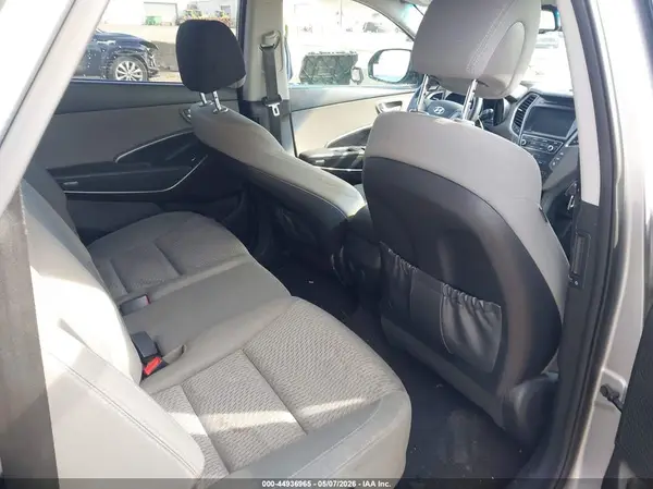 KM8SM4HF6HU185796 2017 HYUNDAI SANTA FE - Image 8