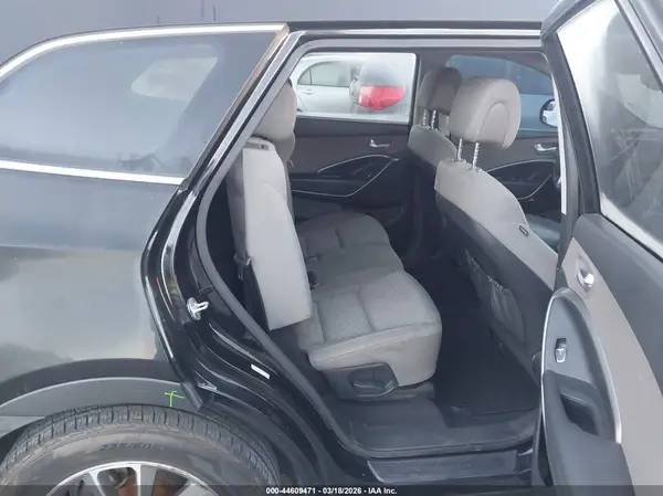 KM8SM4HF6HU219526 2017 HYUNDAI SANTA FE - Image 8