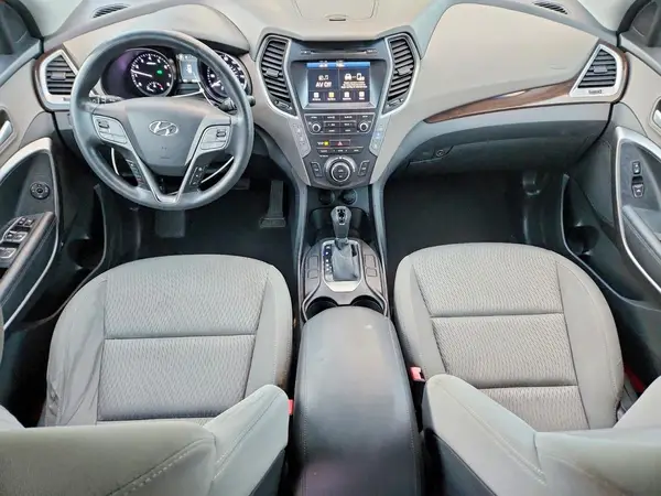 KM8SM4HF6HU244457 2017 HYUNDAI SANTA FE - Image 8