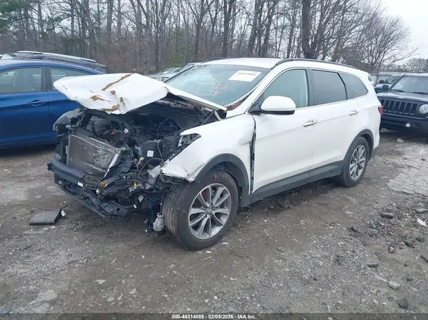 KM8SM4HF6HU25288 2017 HYUNDAI SANTA FE - Image 2
