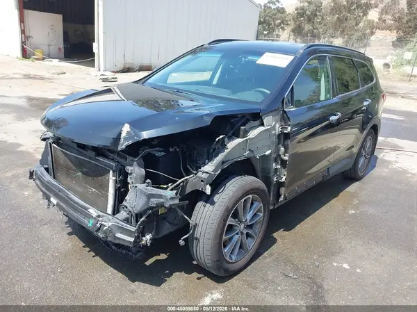 KM8SM4HF6JU269669 2018 HYUNDAI SANTA FE - Image 2
