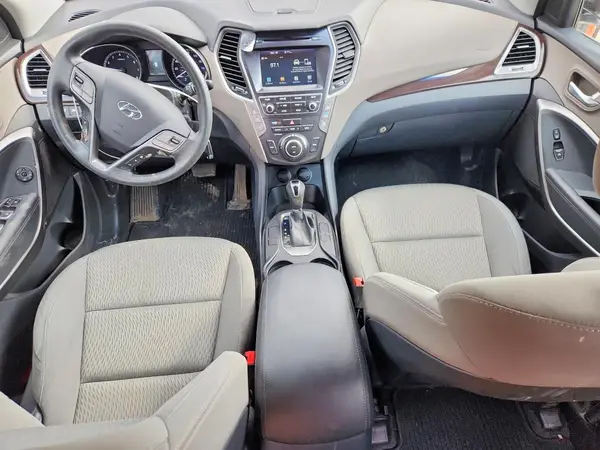 KM8SM4HF6KU303658 2019 HYUNDAI SANTA FE - Image 8