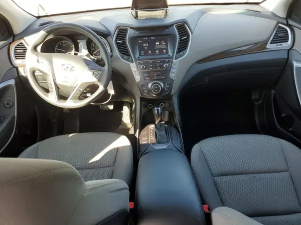 KM8SM4HF6KU303823 2019 HYUNDAI SANTA FE - Image 8