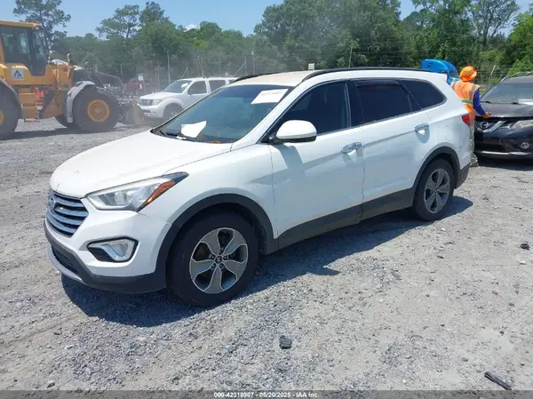 KM8SM4HF7GU138114 2016 HYUNDAI SANTA FE - Image 2