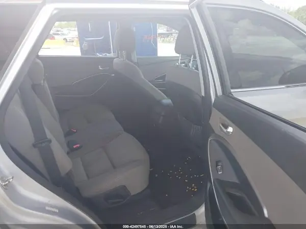 KM8SM4HF7GU147394 2016 HYUNDAI SANTA FE - Image 8