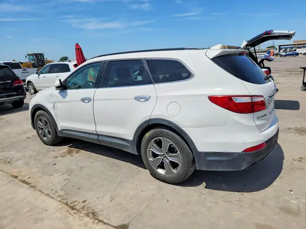 KM8SM4HF7GU163448 2016 HYUNDAI SANTA FE - Image 2
